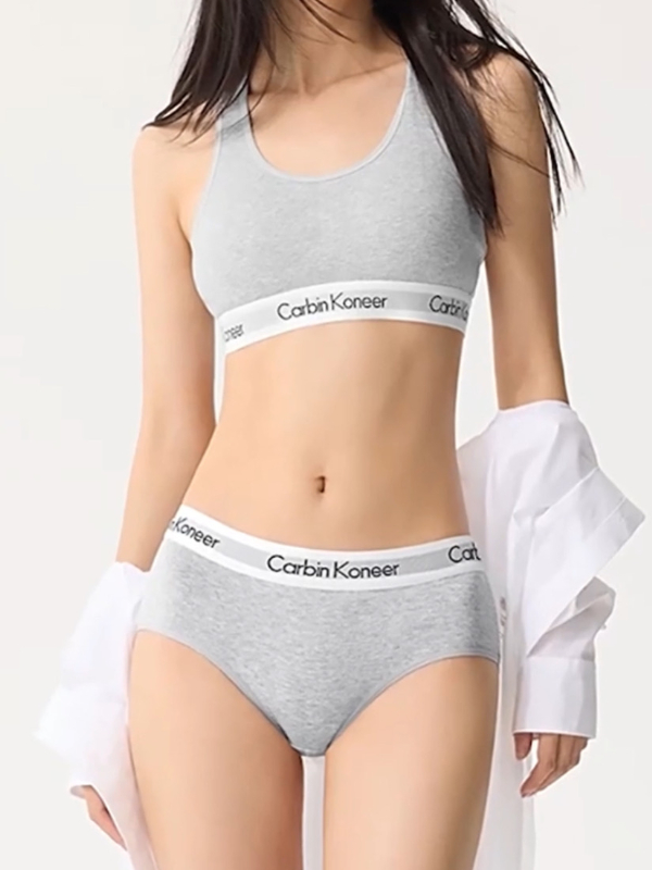 CalvinKlein<br>￥5,000